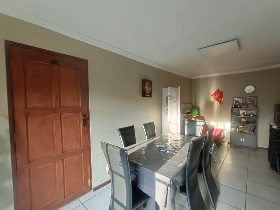 2 Bedroom Property for Sale in Clubview Gauteng