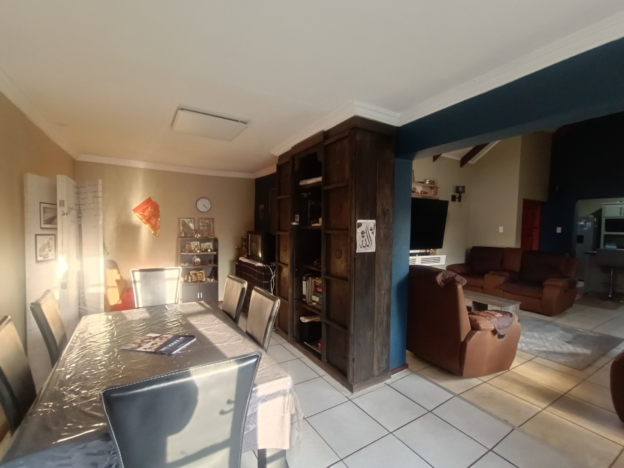 2 Bedroom Property for Sale in Clubview Gauteng