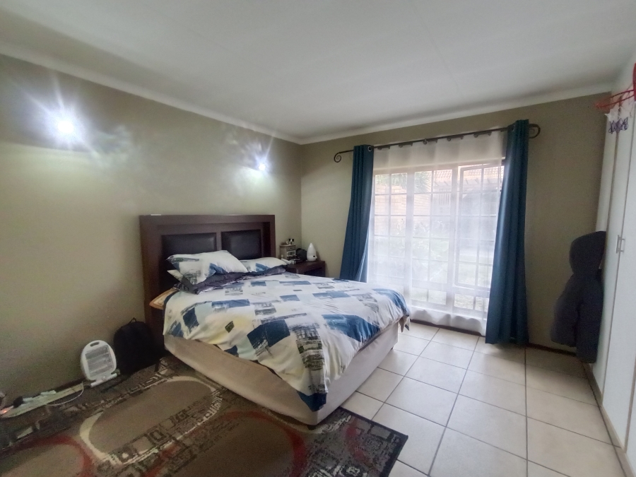 2 Bedroom Property for Sale in Clubview Gauteng