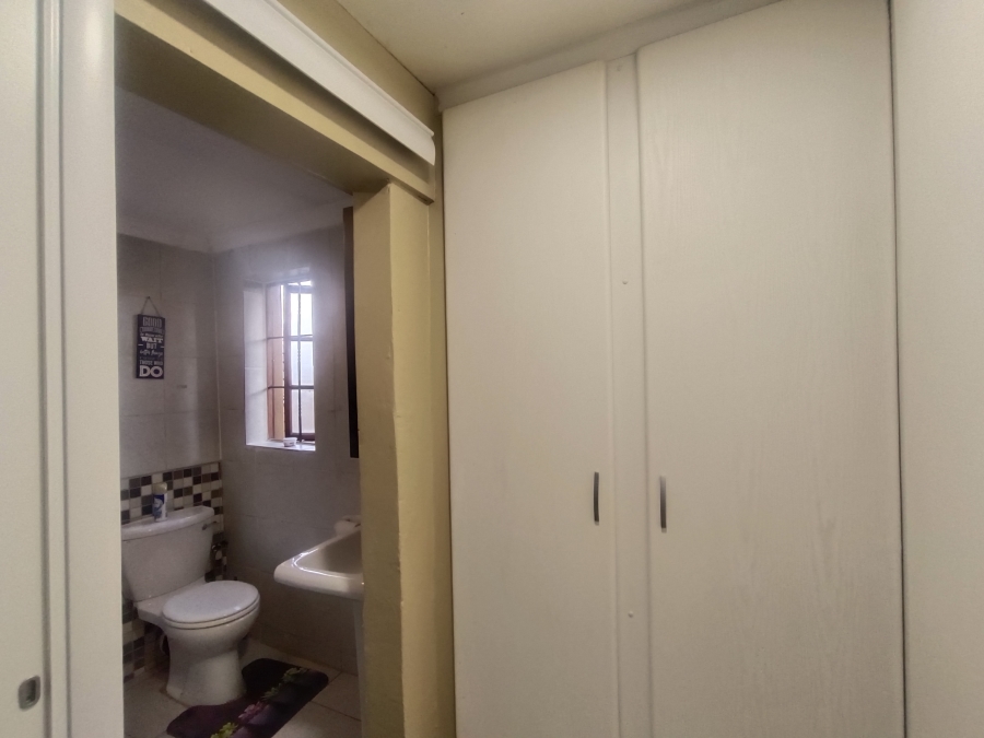 2 Bedroom Property for Sale in Clubview Gauteng