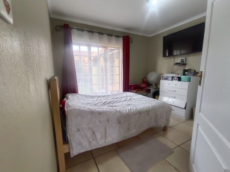 2 Bedroom Property for Sale in Clubview Gauteng