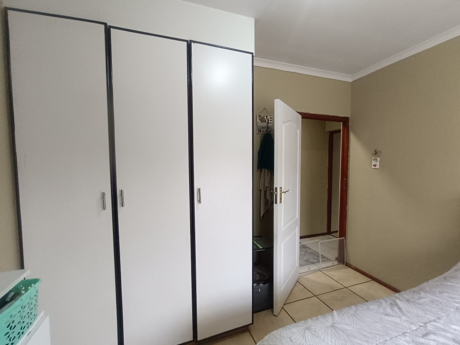 2 Bedroom Property for Sale in Clubview Gauteng