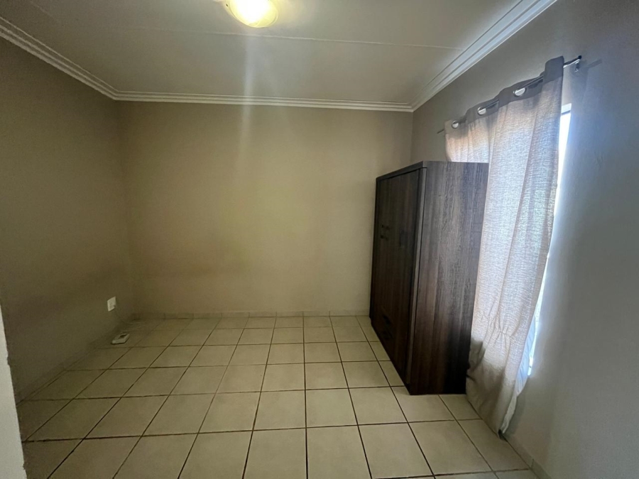 2 Bedroom Property for Sale in South Hills Gauteng