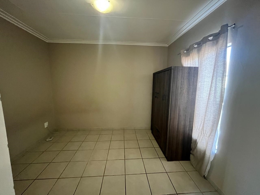 2 Bedroom Property for Sale in South Hills Gauteng