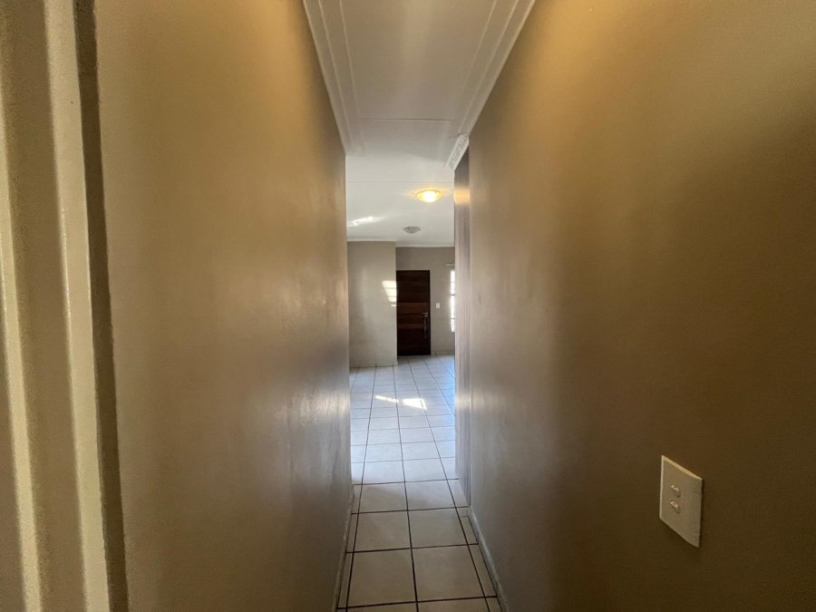 2 Bedroom Property for Sale in South Hills Gauteng
