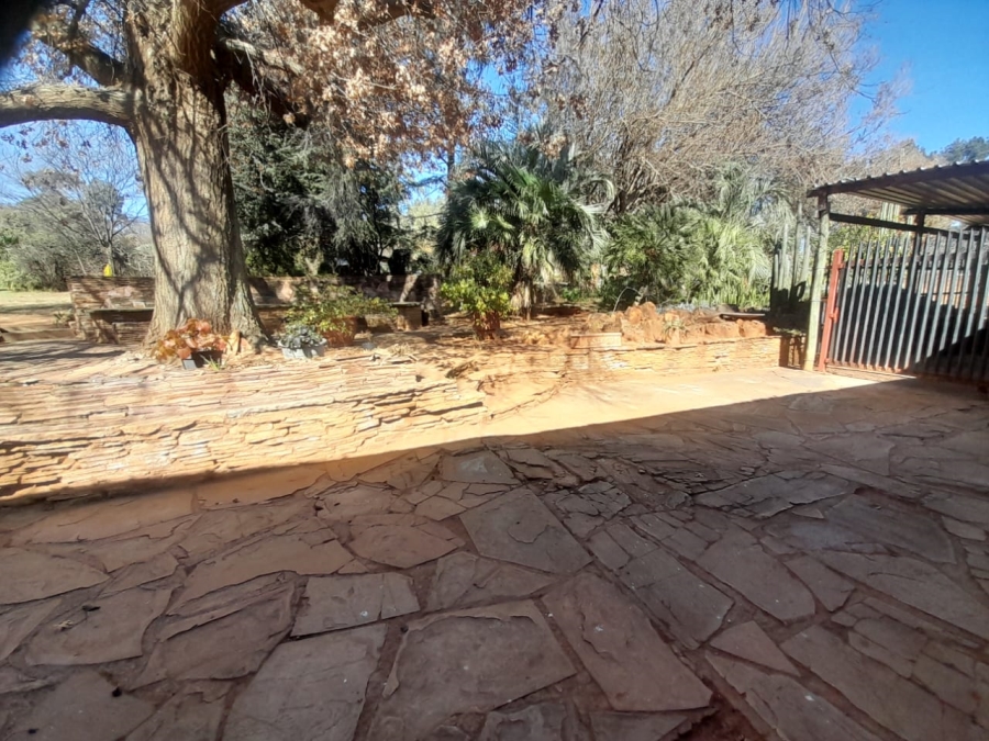 To Let 2 Bedroom Property for Rent in Walker Fruit Farms Gauteng