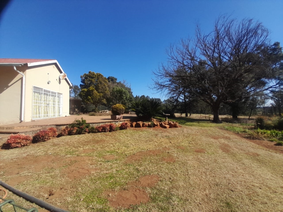 To Let 2 Bedroom Property for Rent in Walker Fruit Farms Gauteng