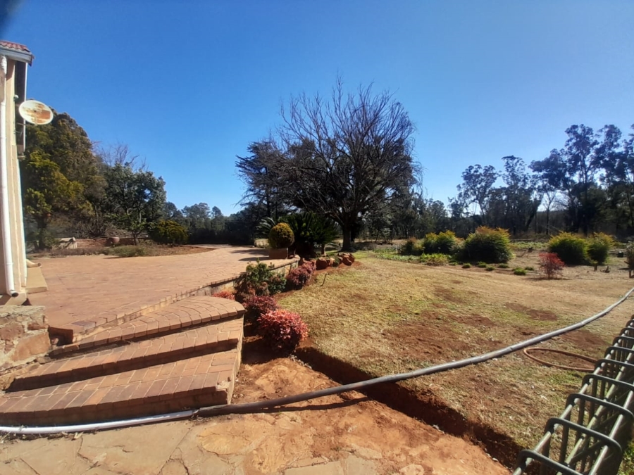 To Let 2 Bedroom Property for Rent in Walker Fruit Farms Gauteng
