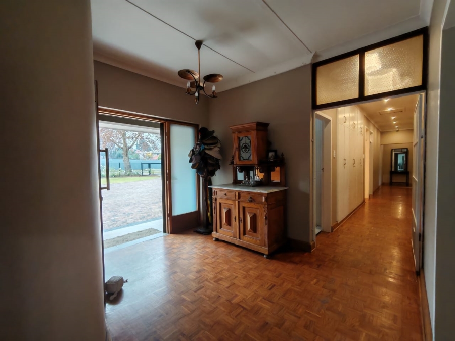 4 Bedroom Property for Sale in Three Rivers Proper Gauteng