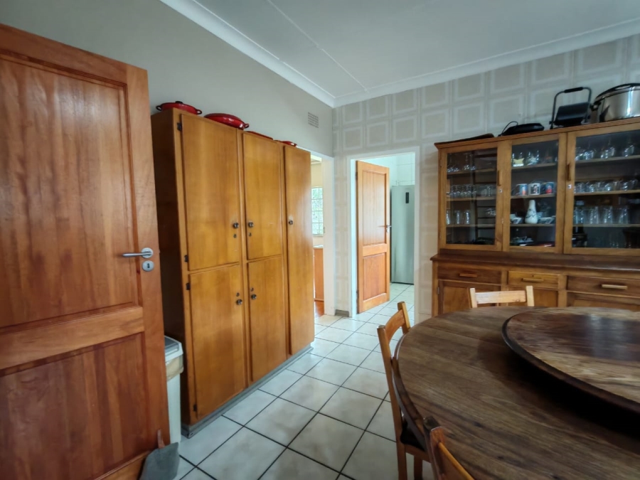4 Bedroom Property for Sale in Three Rivers Proper Gauteng