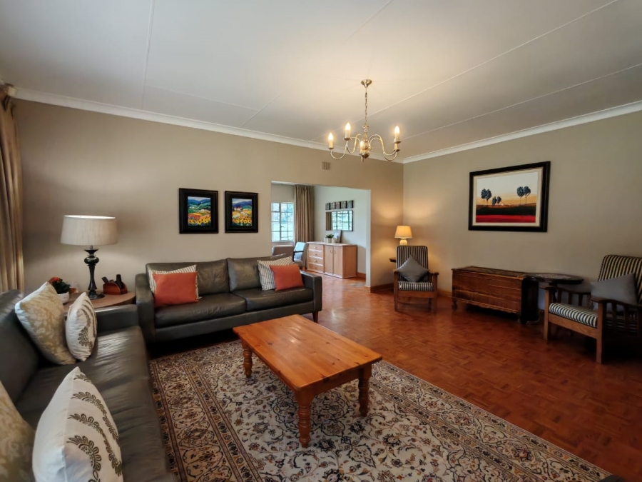 4 Bedroom Property for Sale in Three Rivers Proper Gauteng