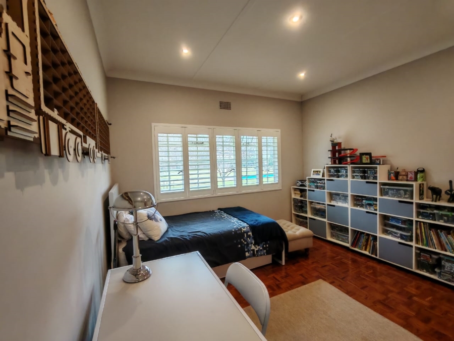 4 Bedroom Property for Sale in Three Rivers Proper Gauteng