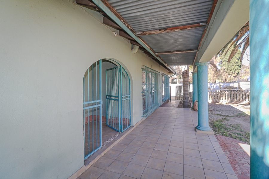 5 Bedroom Property for Sale in Ravenswood Gauteng