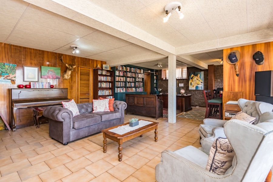 4 Bedroom Property for Sale in Kenmare Gauteng