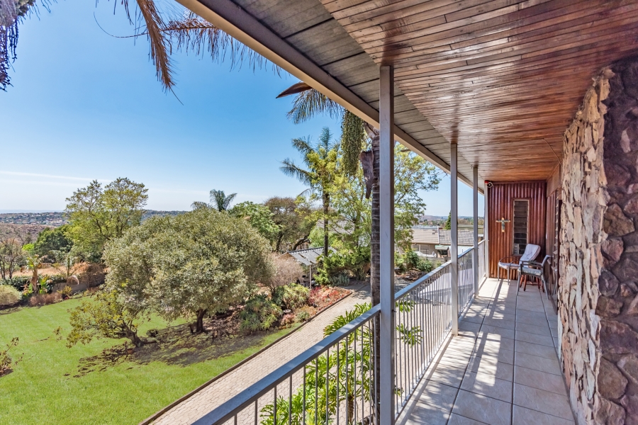 4 Bedroom Property for Sale in Kenmare Gauteng
