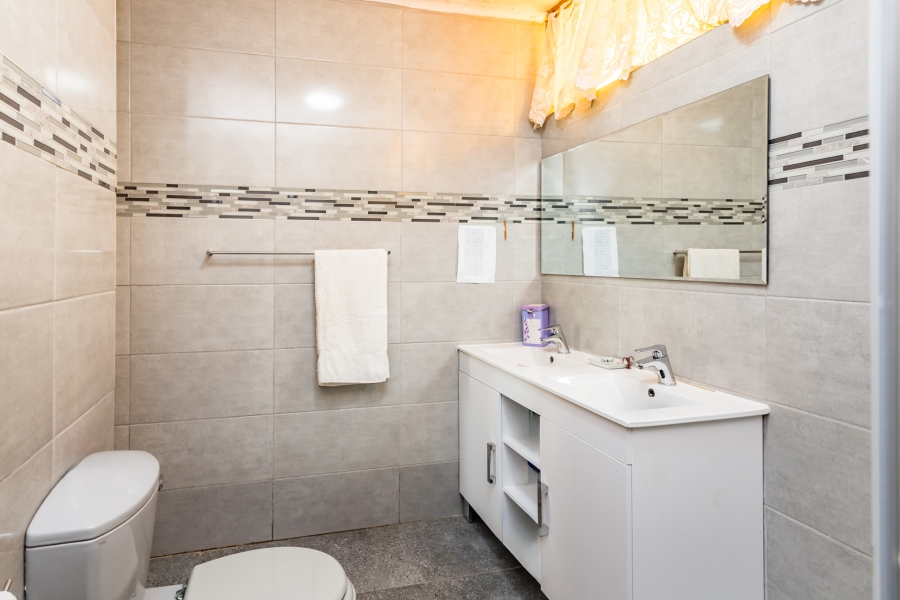 4 Bedroom Property for Sale in Kenmare Gauteng