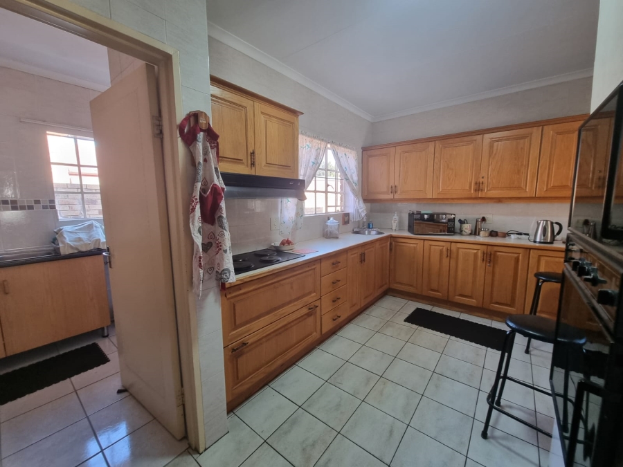 3 Bedroom Property for Sale in Three Rivers Proper Gauteng