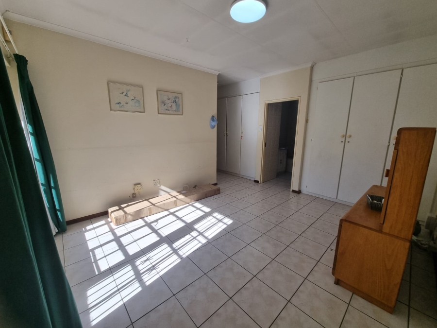 3 Bedroom Property for Sale in Three Rivers Proper Gauteng