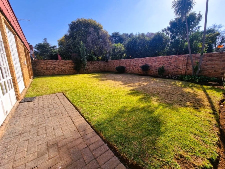 3 Bedroom Property for Sale in Three Rivers Proper Gauteng