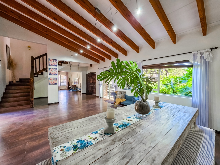 5 Bedroom Property for Sale in Faerie Glen Gauteng
