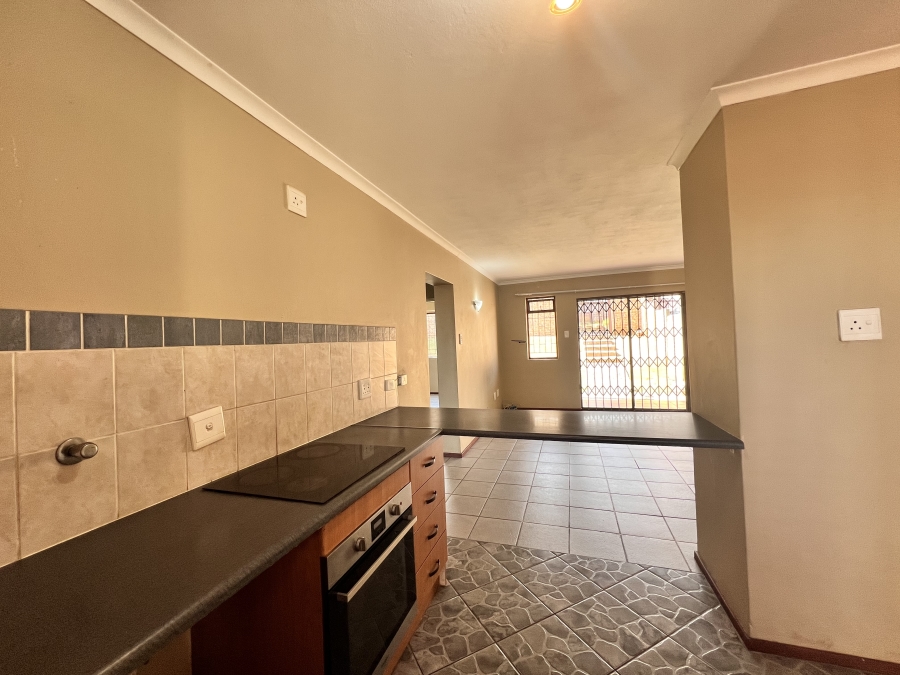 To Let 2 Bedroom Property for Rent in Carlswald Gauteng