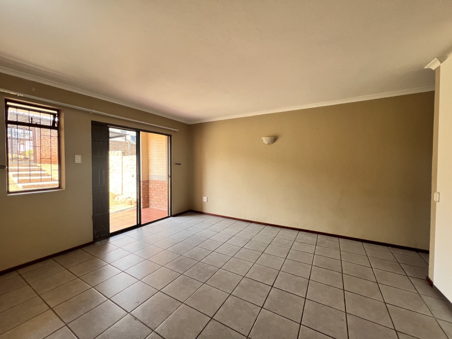 To Let 2 Bedroom Property for Rent in Carlswald Gauteng