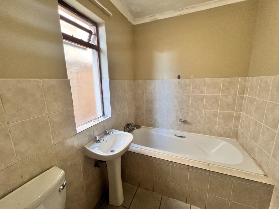 To Let 2 Bedroom Property for Rent in Carlswald Gauteng