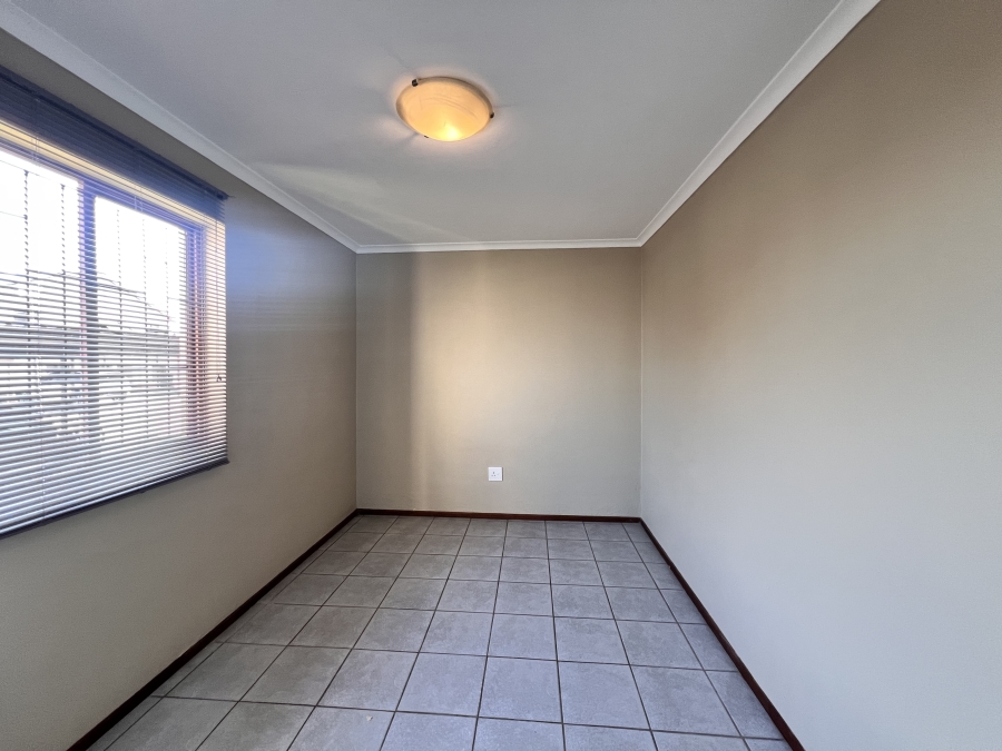 To Let 2 Bedroom Property for Rent in Carlswald Gauteng
