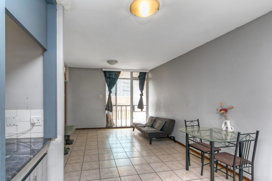 1 Bedroom Property for Sale in Braamfontein Gauteng