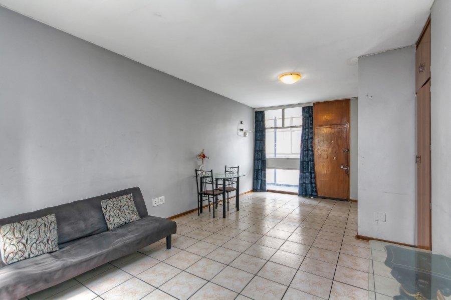 1 Bedroom Property for Sale in Braamfontein Gauteng