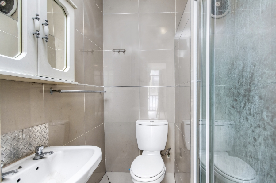1 Bedroom Property for Sale in Braamfontein Gauteng