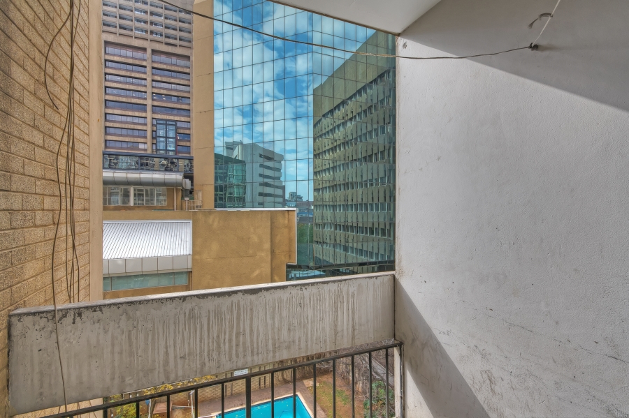 1 Bedroom Property for Sale in Braamfontein Gauteng
