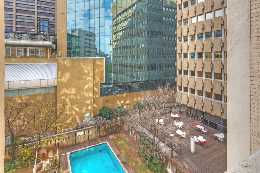 1 Bedroom Property for Sale in Braamfontein Gauteng
