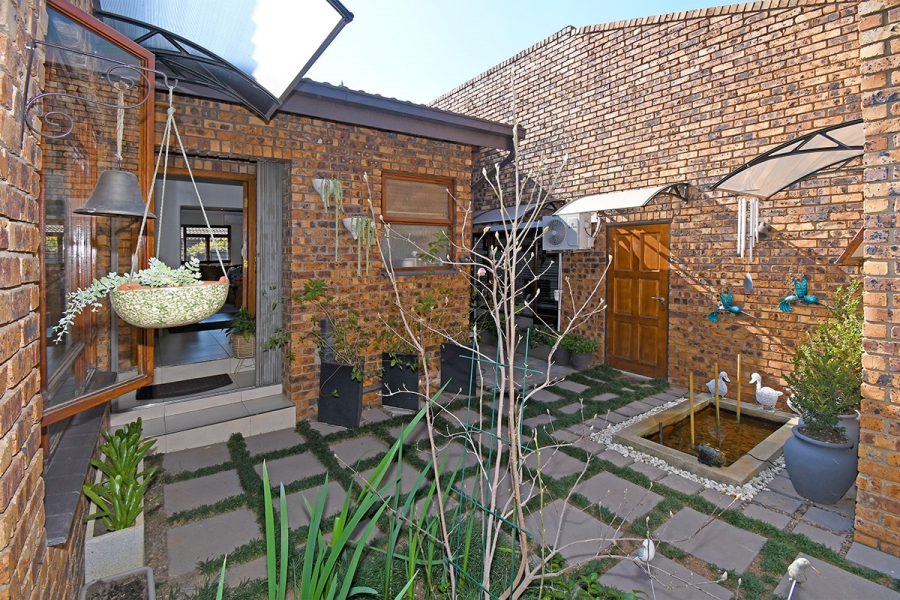 3 Bedroom Property for Sale in Bedfordview Gauteng