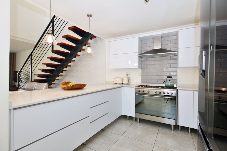 4 Bedroom Property for Sale in North Riding Gauteng
