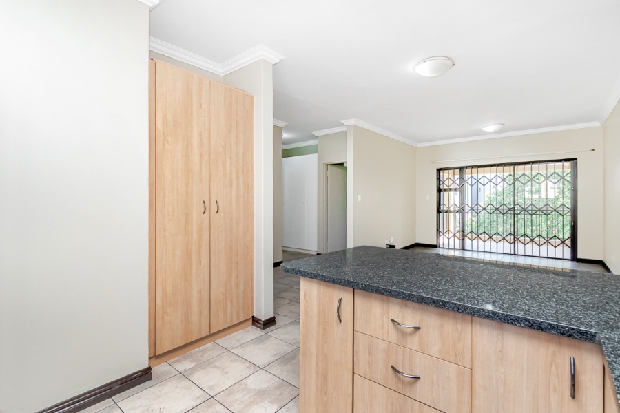 3 Bedroom Property for Sale in Grand Central Gauteng