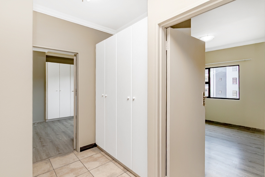 3 Bedroom Property for Sale in Grand Central Gauteng