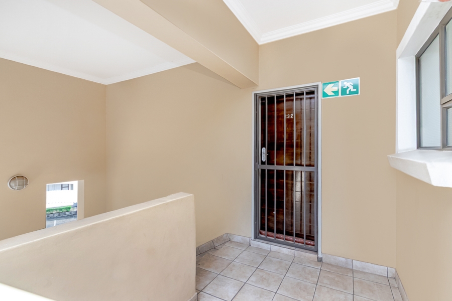 3 Bedroom Property for Sale in Grand Central Gauteng