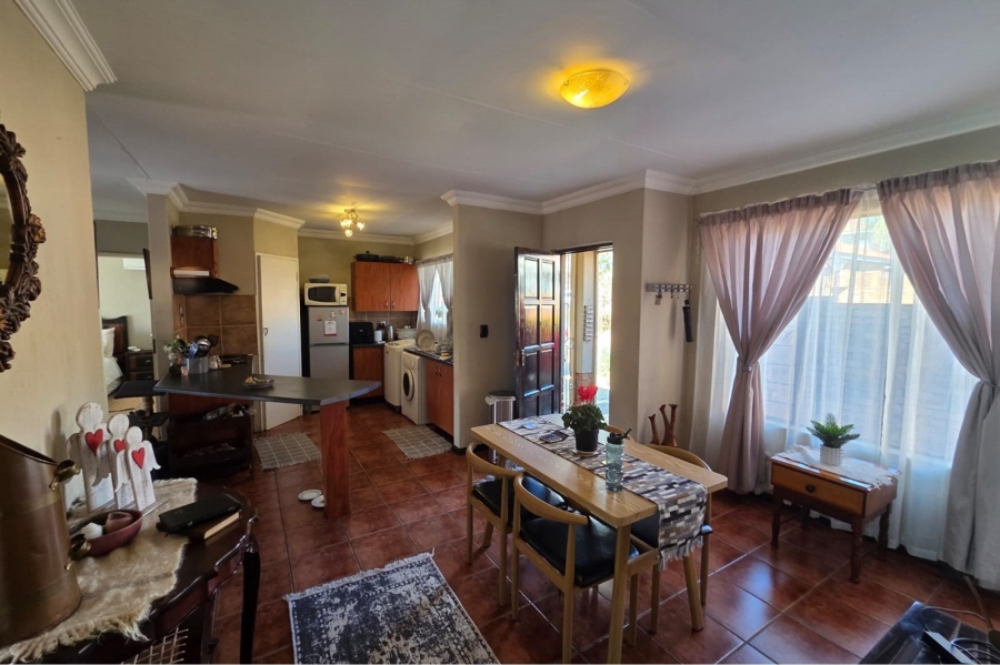 2 Bedroom Property for Sale in Amberfield Gauteng