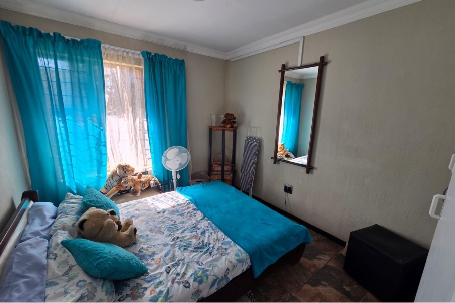 2 Bedroom Property for Sale in Amberfield Gauteng