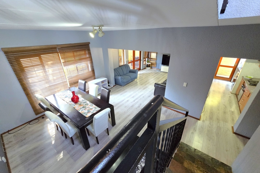 3 Bedroom Property for Sale in Woodhill Estate Gauteng