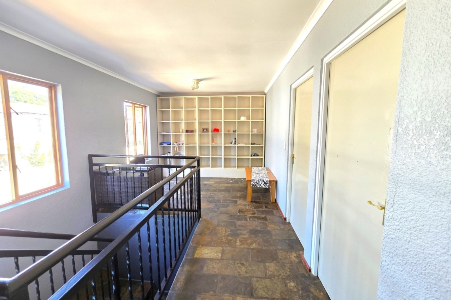 3 Bedroom Property for Sale in Woodhill Estate Gauteng