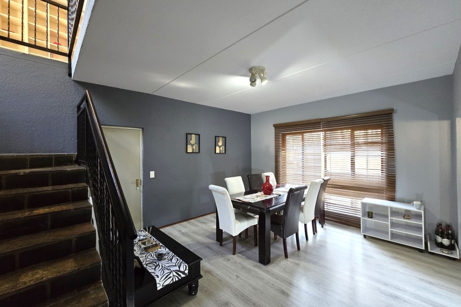 3 Bedroom Property for Sale in Woodhill Estate Gauteng