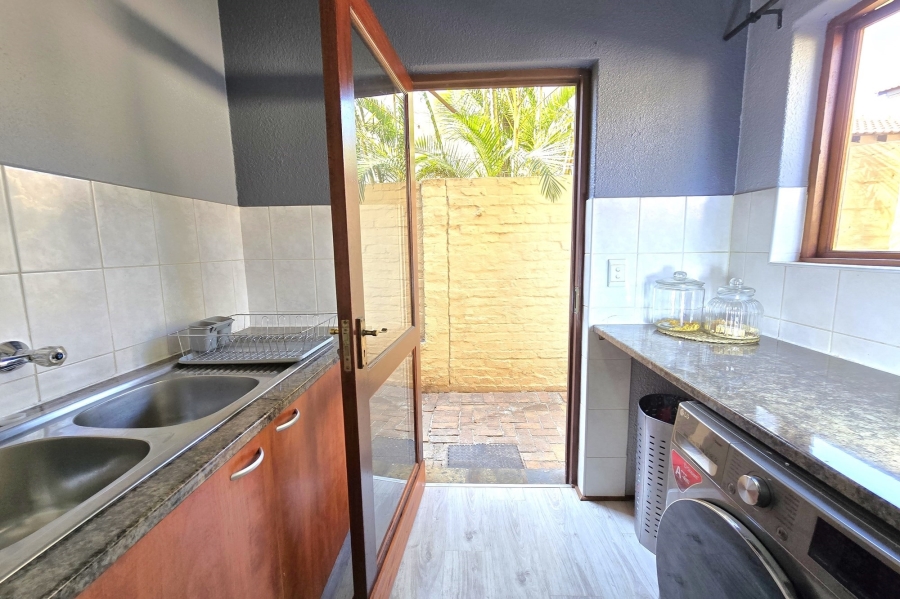 3 Bedroom Property for Sale in Woodhill Estate Gauteng