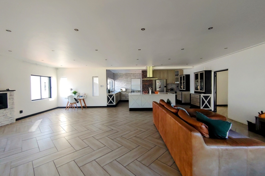 3 Bedroom Property for Sale in Rynfield Gauteng