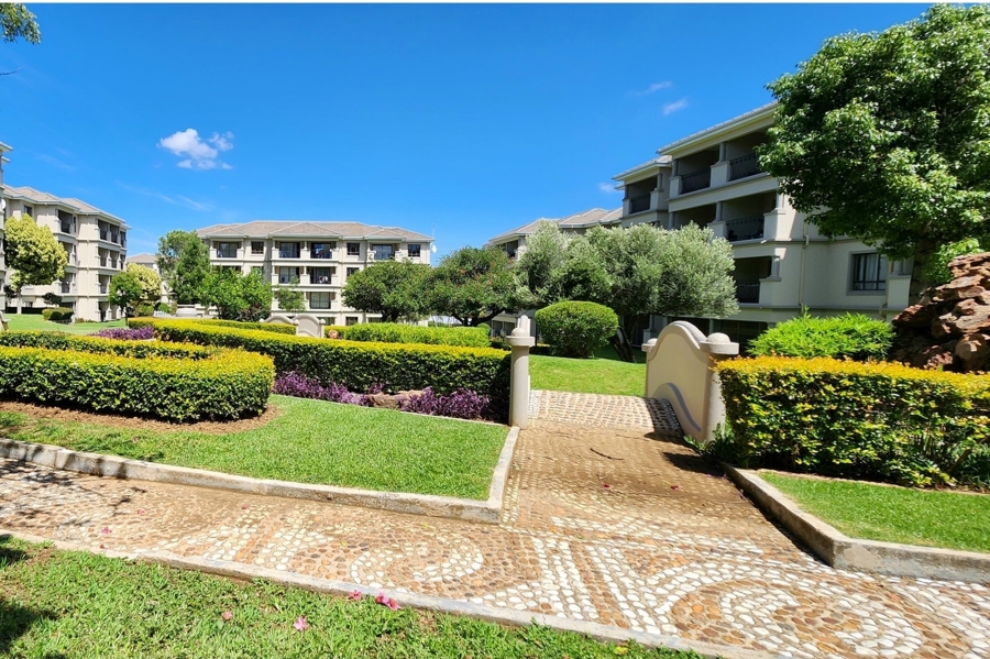 To Let 2 Bedroom Property for Rent in Noordwyk Gauteng