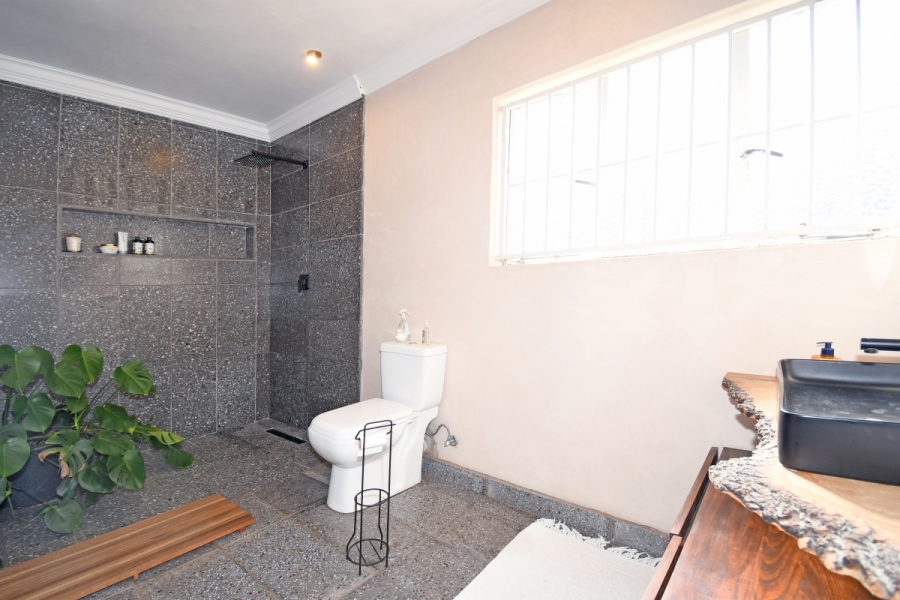 3 Bedroom Property for Sale in Edenvale Central Gauteng