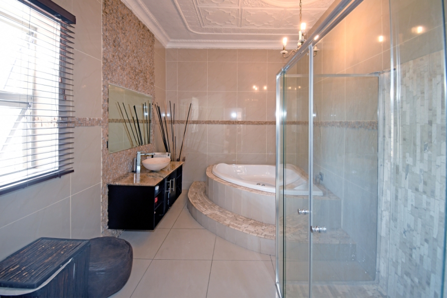 3 Bedroom Property for Sale in Edenvale Central Gauteng
