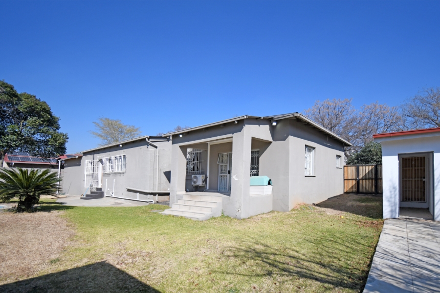 3 Bedroom Property for Sale in Edenvale Central Gauteng