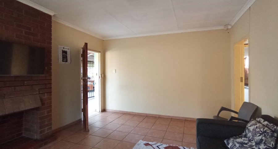 3 Bedroom Property for Sale in Hermanstad Gauteng